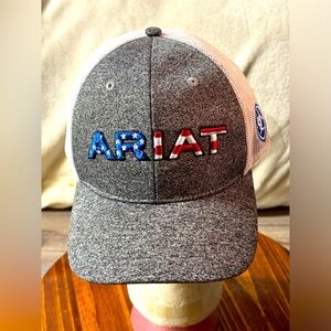 Ariat Men’s Hat Baseball Trucker Cap Mesh SnapBack Embroidery USA Flag Logo Grey